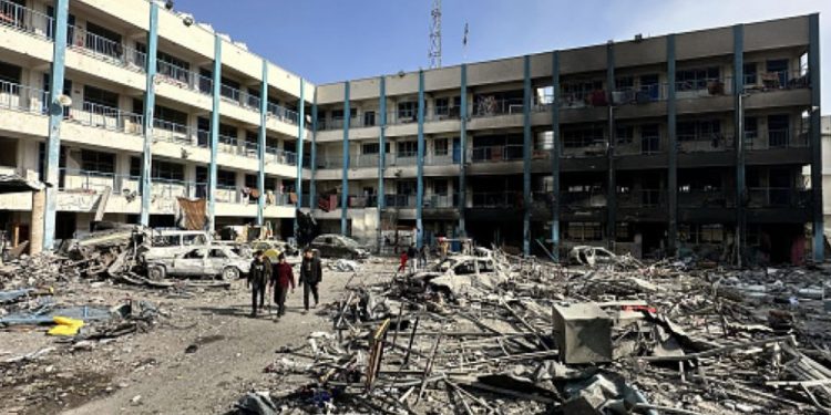 Di sekolah Gaza, Wanita dan Anak-anak ditemukan Syahid ditembak oleh Pasukan Israel.