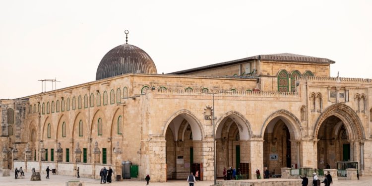 Imam Al-Ghazali, Perang Salib Dan Pembebasan Palestina