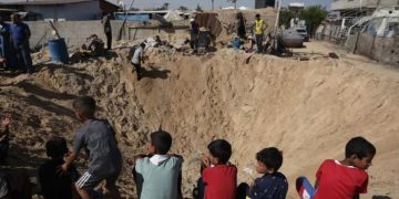 Laporan Terbaru : Lebih Dari 20.000 Anak Tertimbun, Terperangkap, Ditahan, Hilang di Tengah Perang Gaza